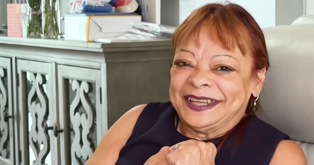 Grandma Shares What Helped Her Graduate From College at 72