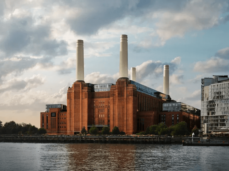 Apple Music Hall to Open in London Shortly