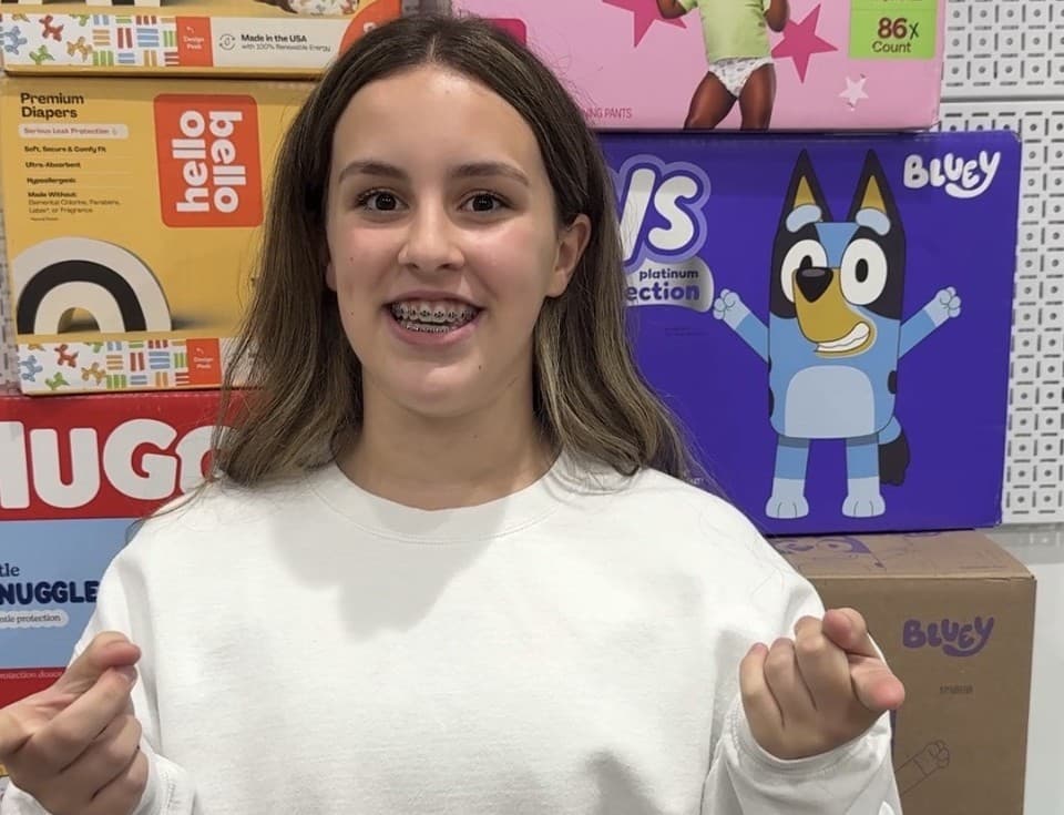 12-yo’s Annual ‘Diaper Drive’ Delivers 30,000 Diapers Off at Arizona Food Bank