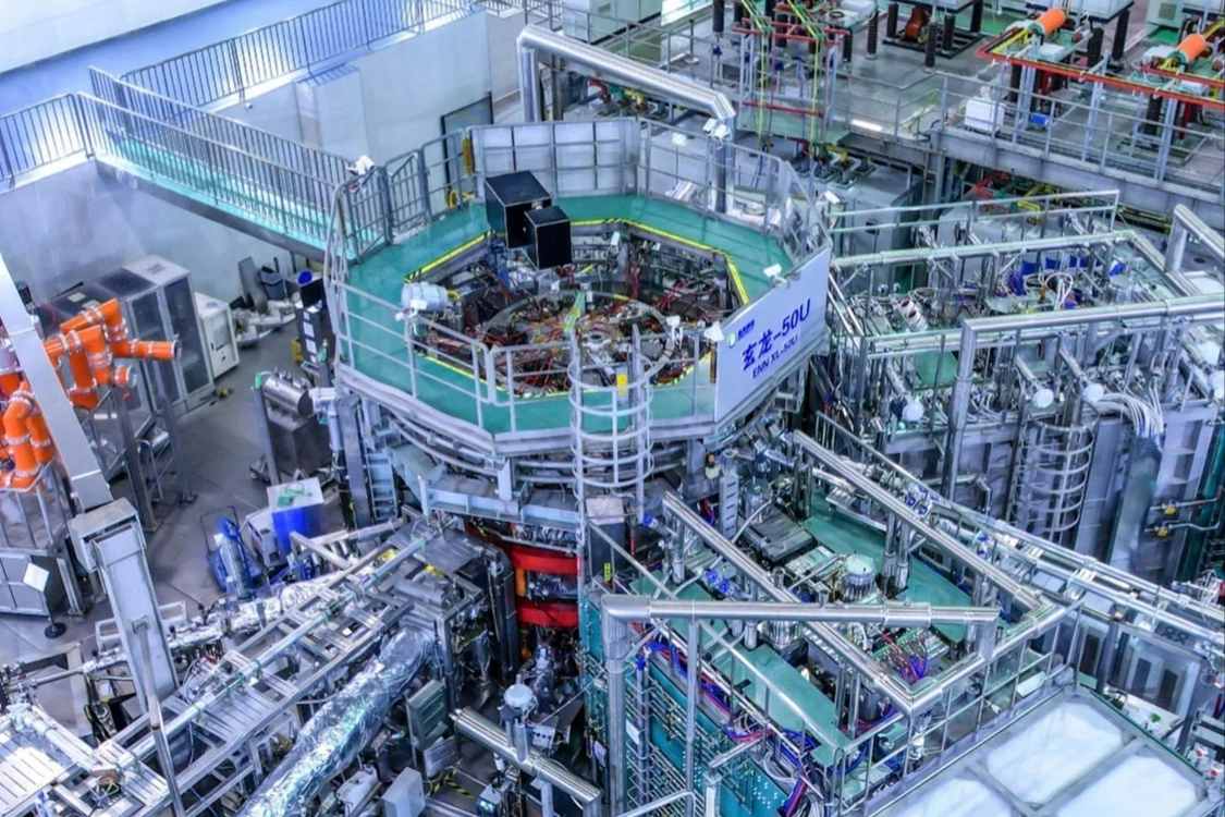 Chinese Commercial Reactor Achieves Nuclear Fusion with Clean Hydrogen-Boron Fuel